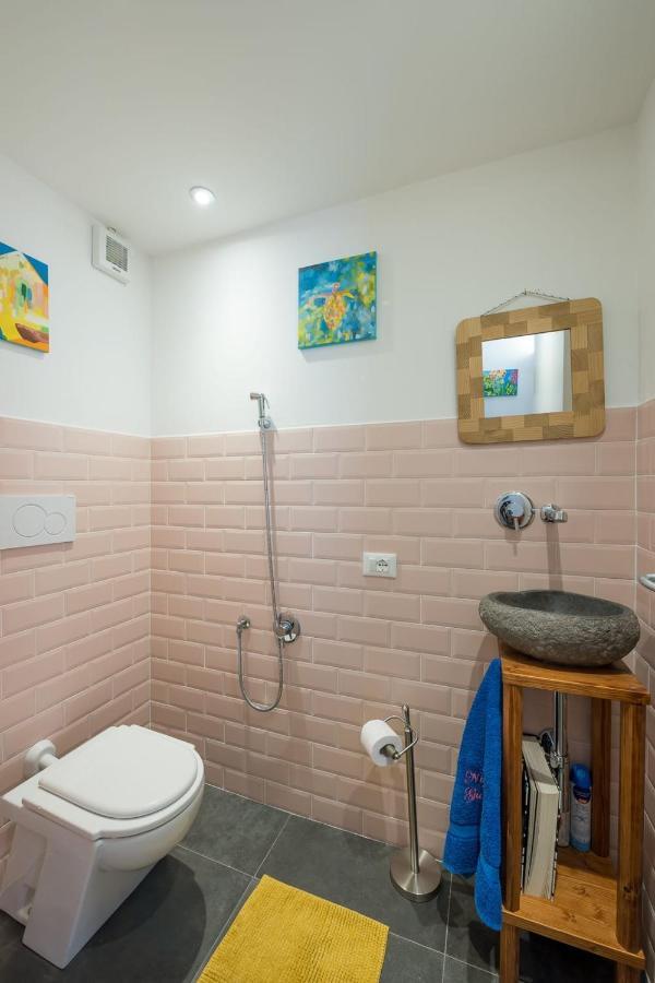 Night Galleria Holiday Home - Bed & Art In Burano - The Pink House Exteriér fotografie